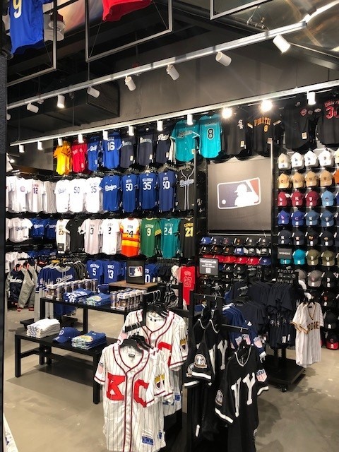 MLB Flagship Store