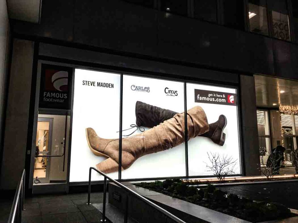 Reverse Load Window Displays - SEG Systems